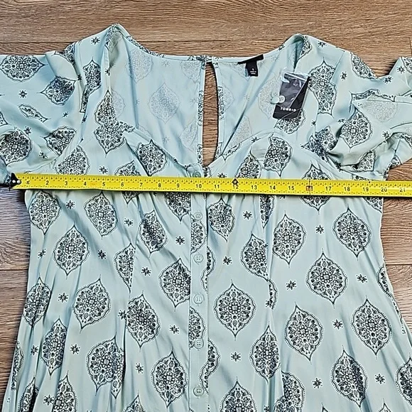 NWT Torrid Stretch Rayon Mint Green & Black Medallion Print Flutter Slee… - Picture 16 of 16